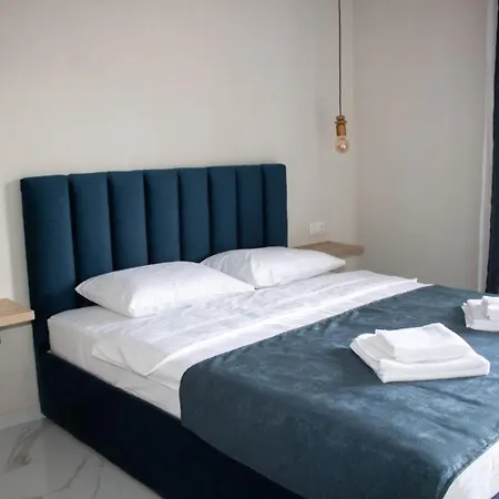Luna Hotel