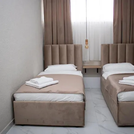 Hotel Luna *